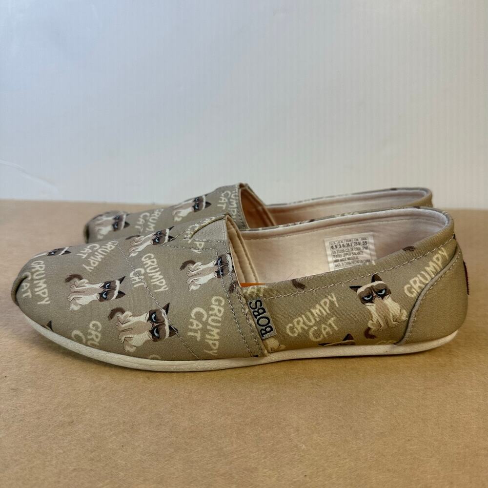 Bobs Skechers Women 6.5 Shoes Grumpy Cat Collab Canvas Cute! Excellent - Picture 6 of 16